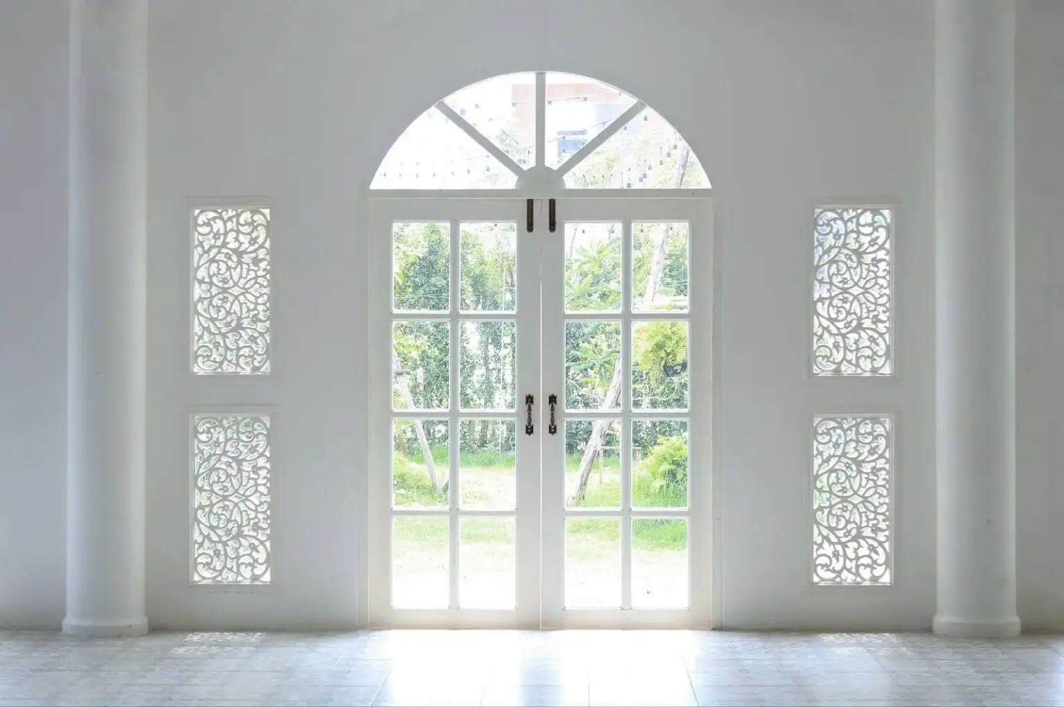 درب شیشه ای مسکونی